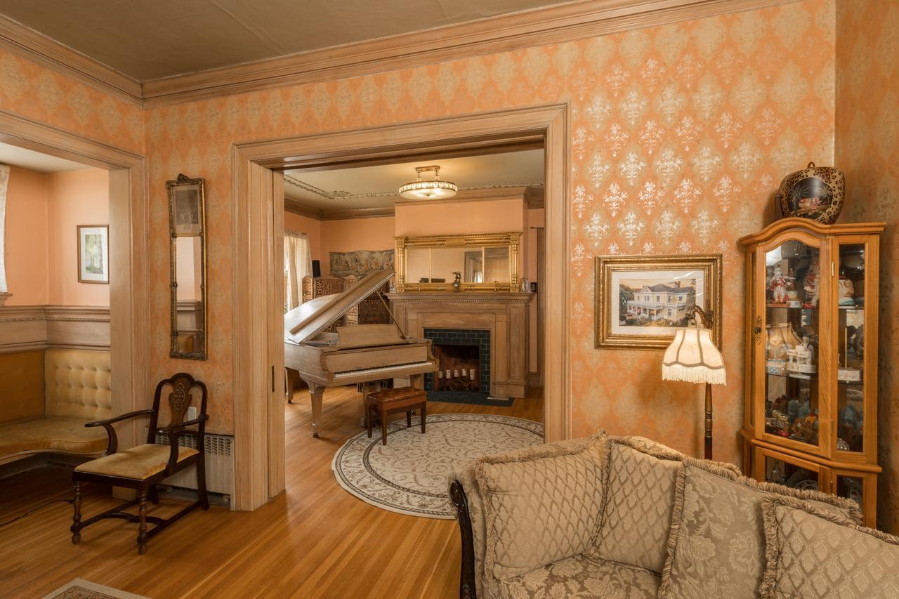 Ringling House Bed & Breakfast Барабу Экстерьер фото